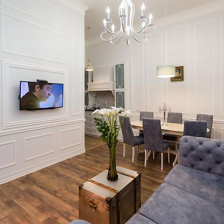 Old Tbilisi Trio Apartments 외부 사진