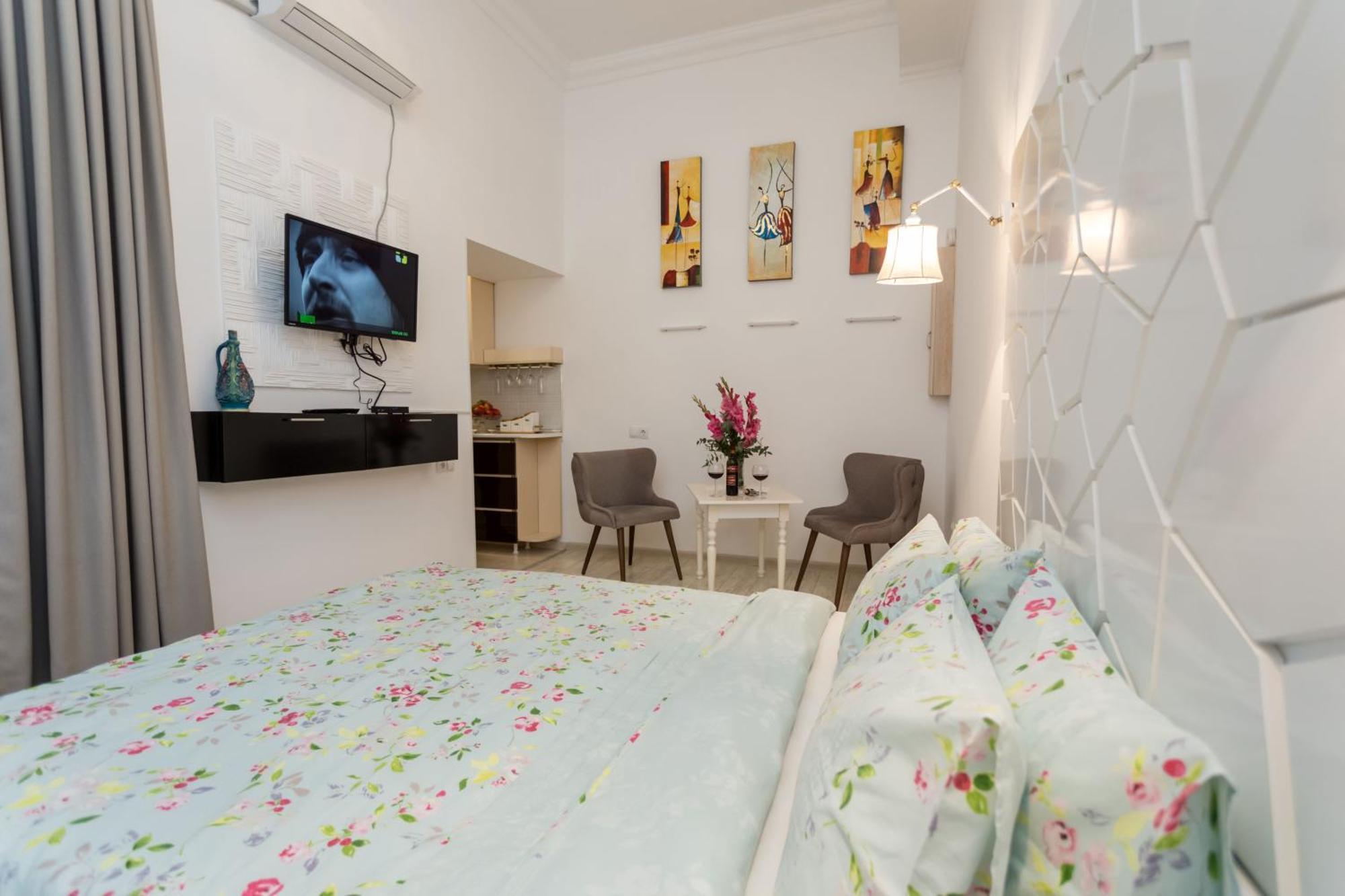 Old Tbilisi Trio Apartments 외부 사진