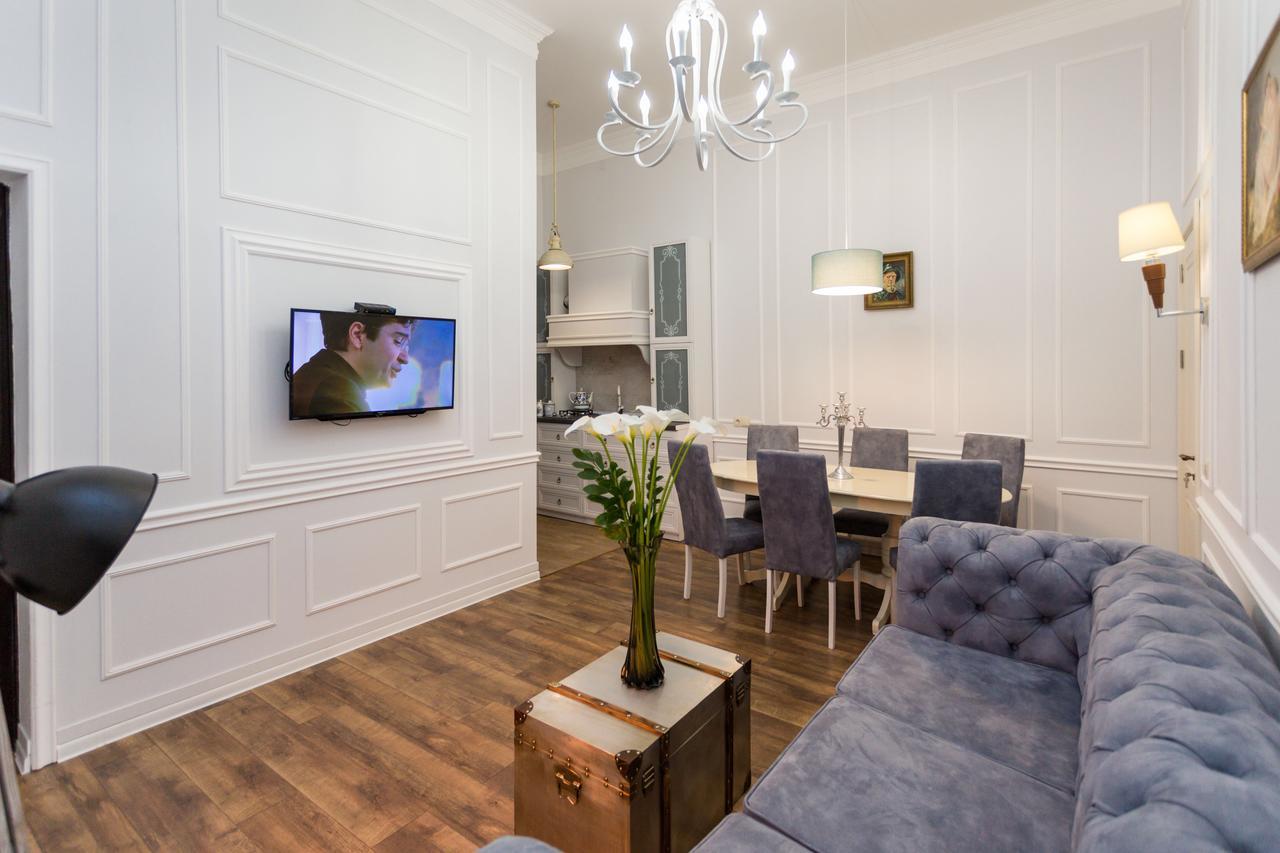 Old Tbilisi Trio Apartments 외부 사진