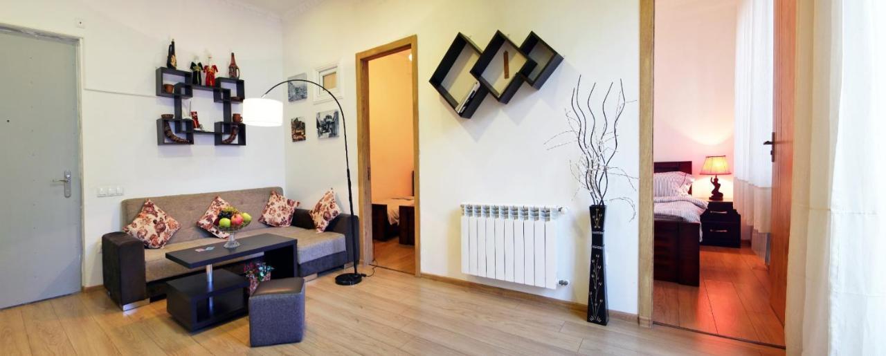 Old Tbilisi Trio Apartments 외부 사진